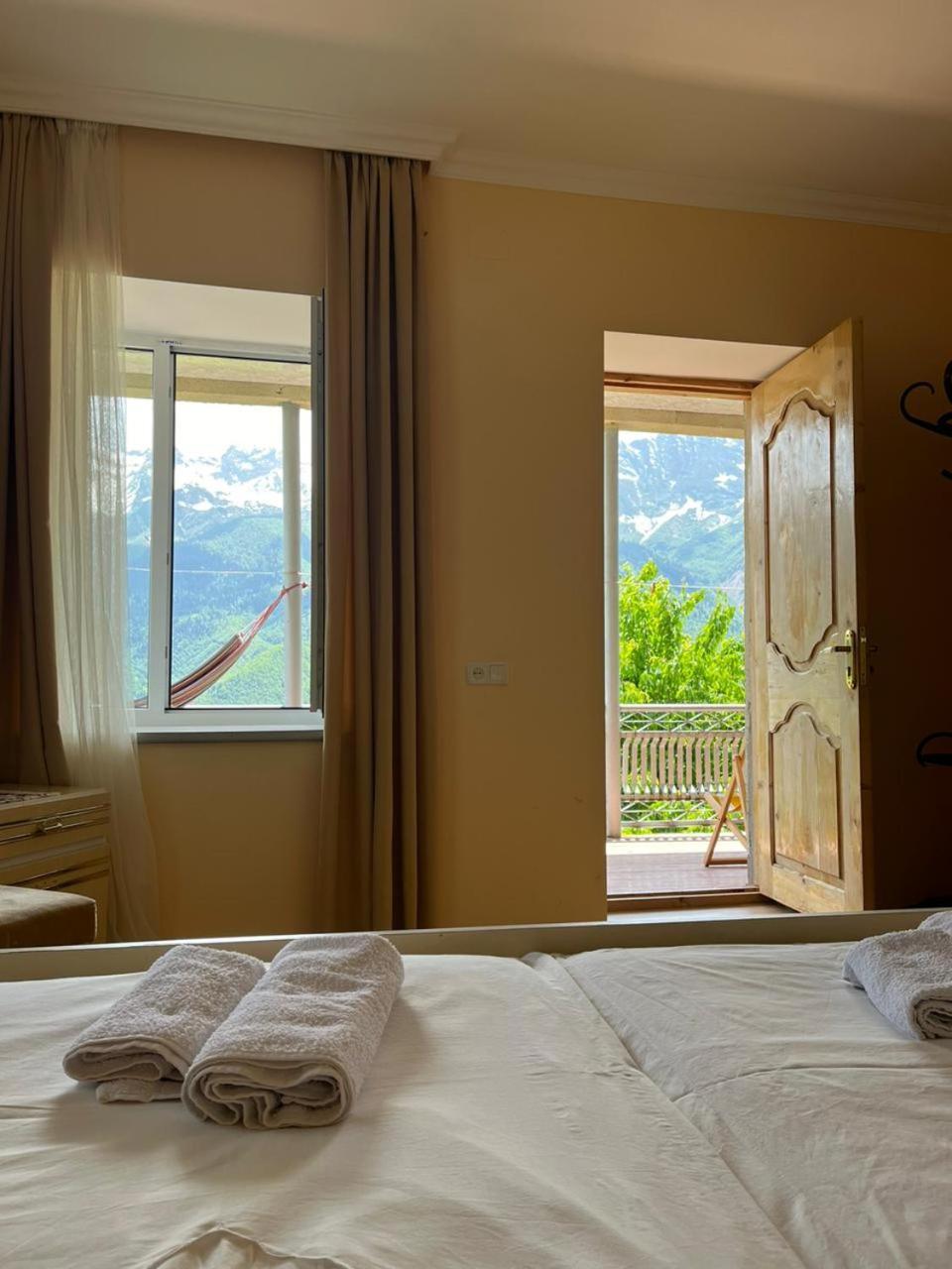 Guest House Lankhvri Becho Habitación foto